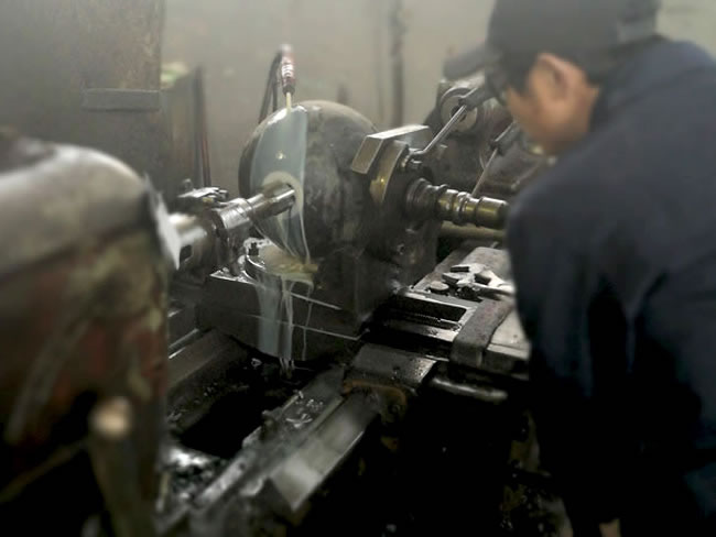 合作网架车间制作